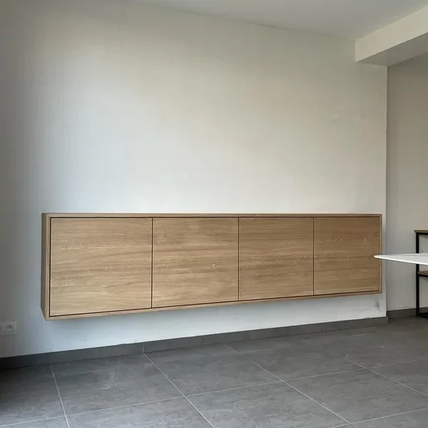 Zwevende hangdressoir