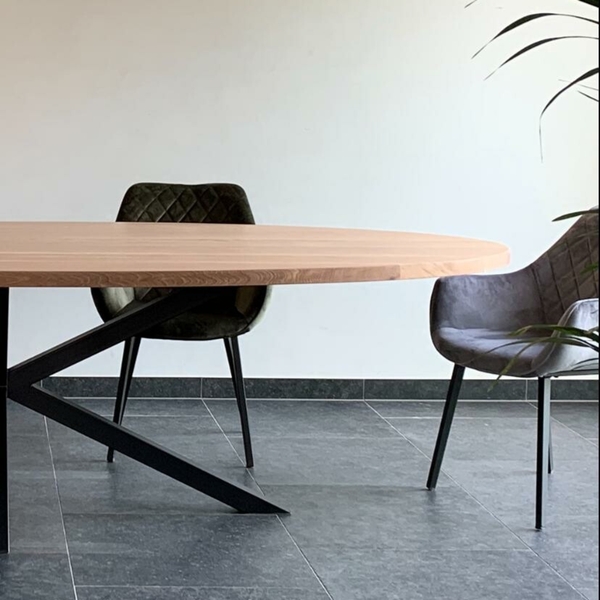 Ovale eettafel in massieve eik 3D - Afbeelding 3