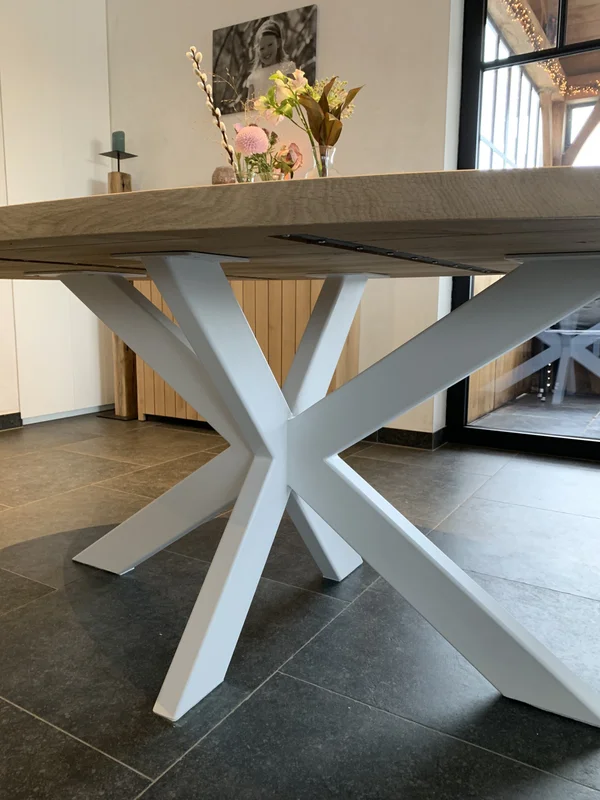 Ovale eettafel in massieve eik 3D - Afbeelding 7