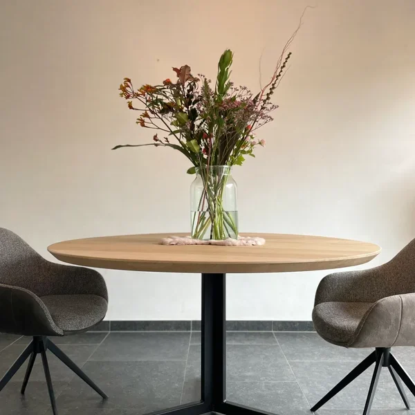 Ronde eikentafel Julio 3 poot