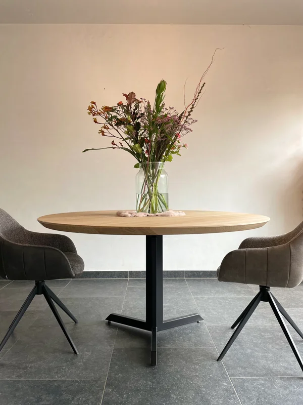 Ronde eikentafel Julio 3 poot - Afbeelding 5