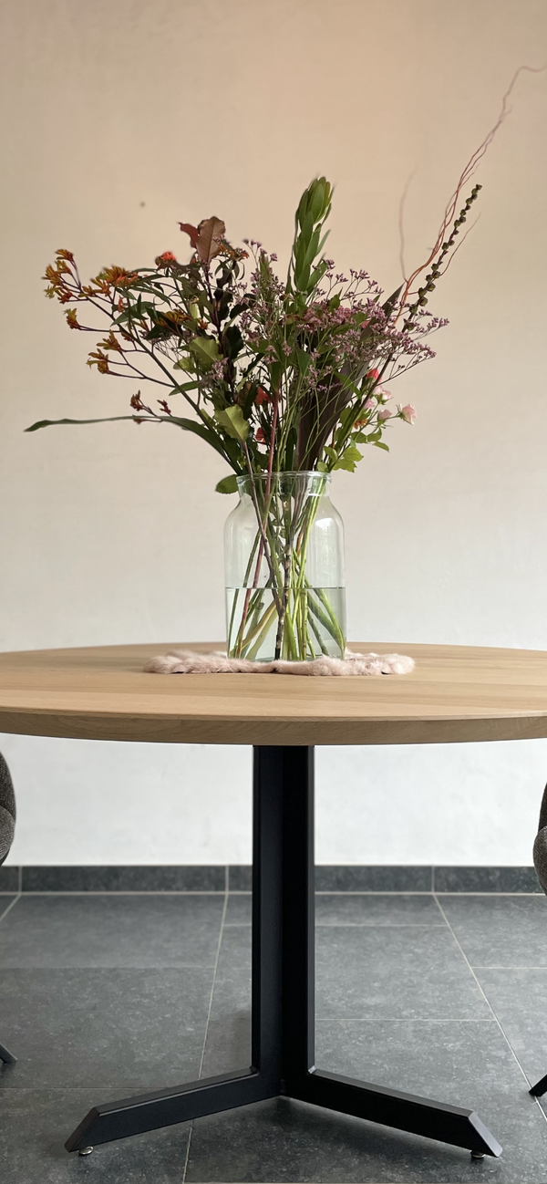 Ronde eikentafel Julio 3 poot - Afbeelding 8