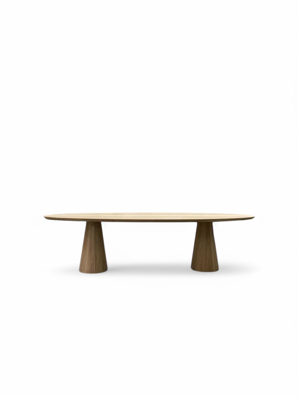 tafel in massieve eik fout ovaal Robu massief