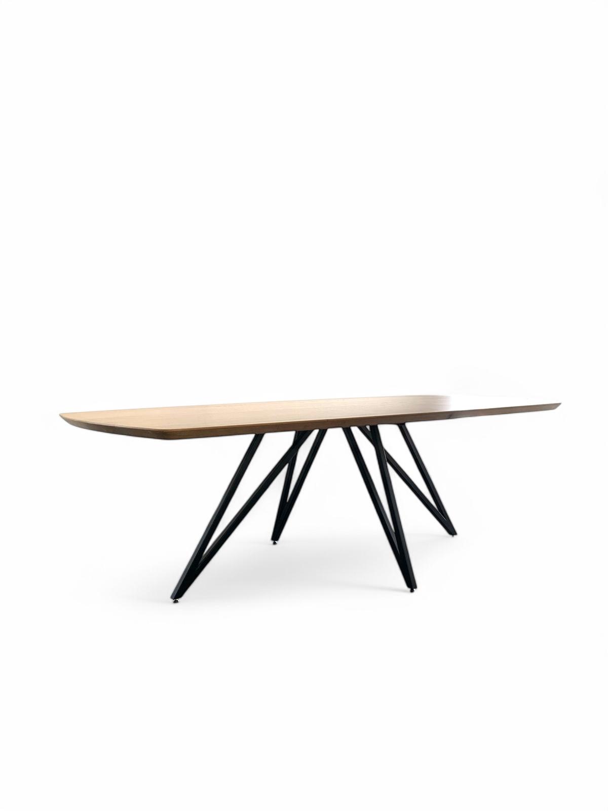 Eettafel Harper Deens ovaal