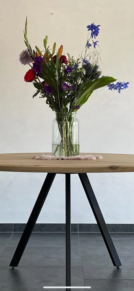 Ronde eettafel Odile 3 poten - Afbeelding 5