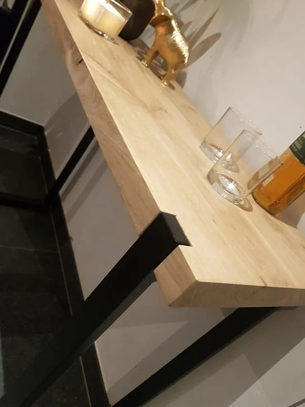 Sidetable in massieve eik (staal verwerkt in blad) - Afbeelding 2