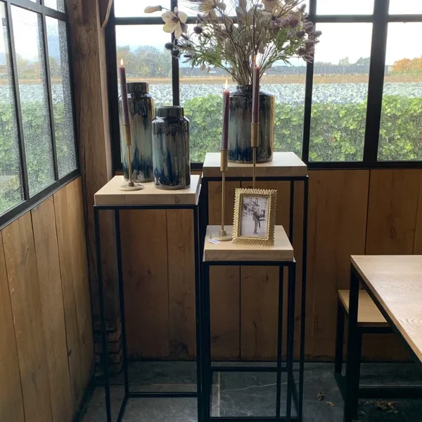 Sokkel in massieve eik