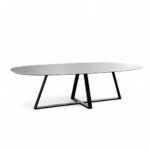 tafel keramiek fout ovaal M poot schuin
